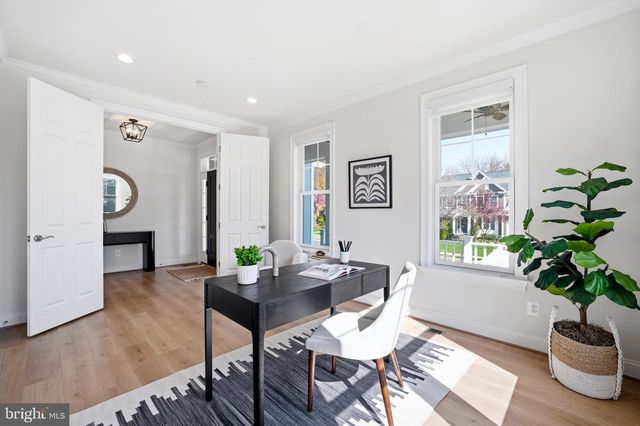 6203 MORI ST, Mclean, VA 22101