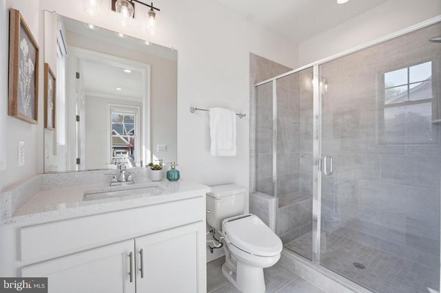 6203 MORI ST, Mclean, VA 22101