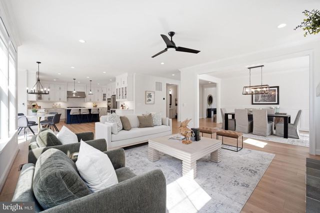 6203 MORI ST, Mclean, VA 22101
