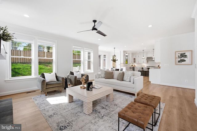 6203 MORI ST, Mclean, VA 22101