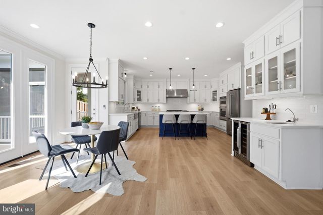 6203 MORI ST, Mclean, VA 22101