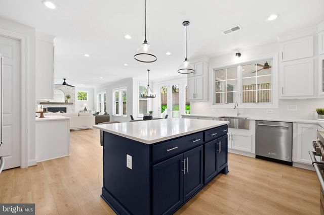 6203 MORI ST, Mclean, VA 22101