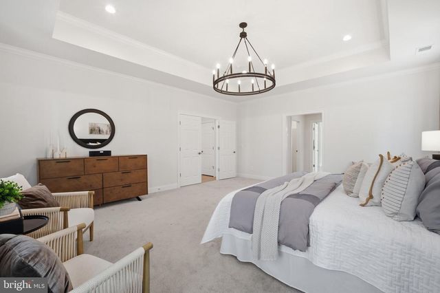6203 MORI ST, Mclean, VA 22101