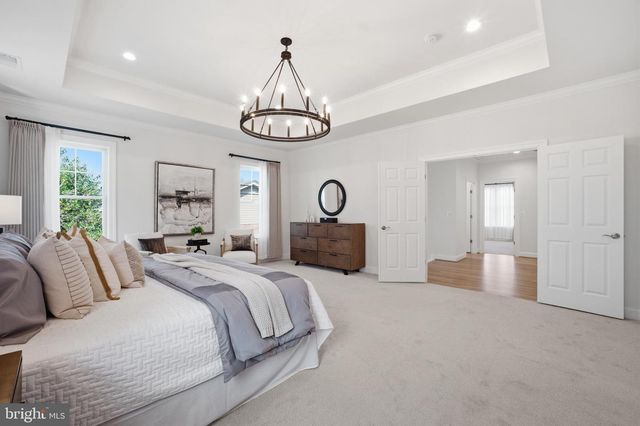 6203 MORI ST, Mclean, VA 22101