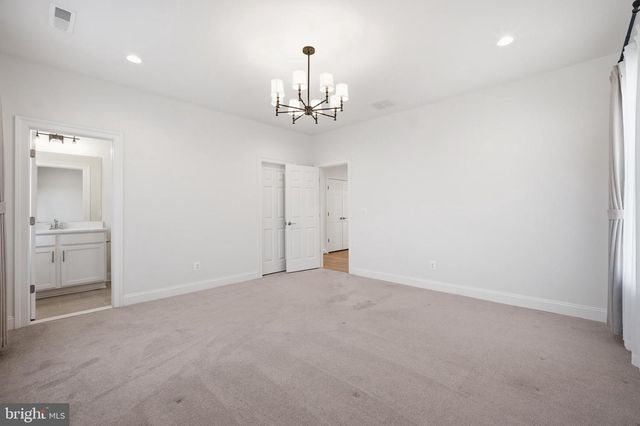 6203 MORI ST, Mclean, VA 22101