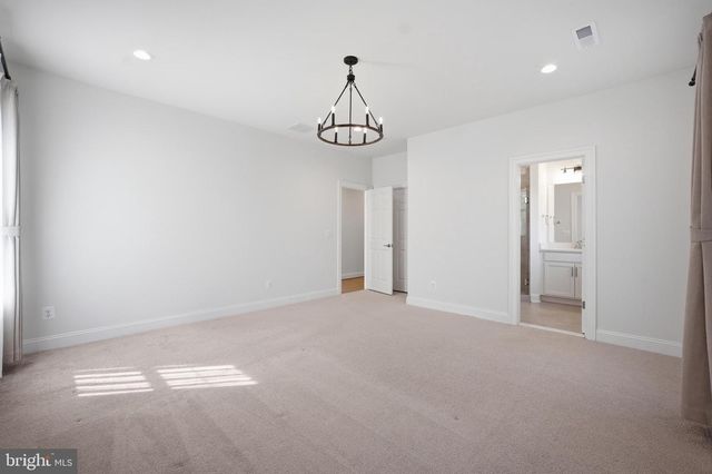6203 MORI ST, Mclean, VA 22101