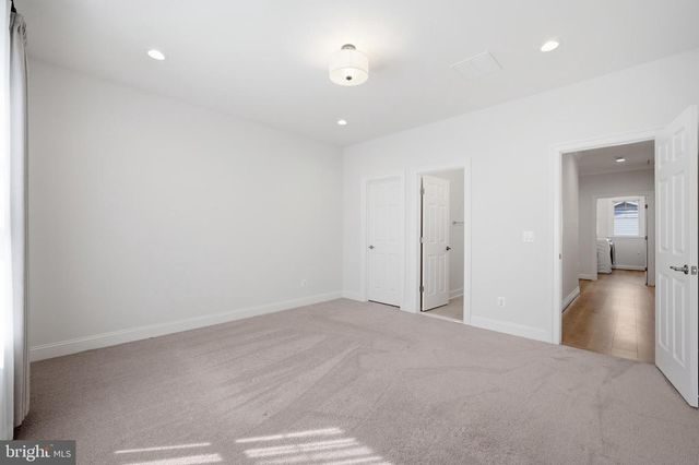 6203 MORI ST, Mclean, VA 22101