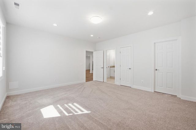 6203 MORI ST, Mclean, VA 22101