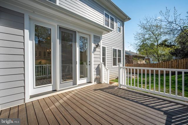 6203 MORI ST, Mclean, VA 22101