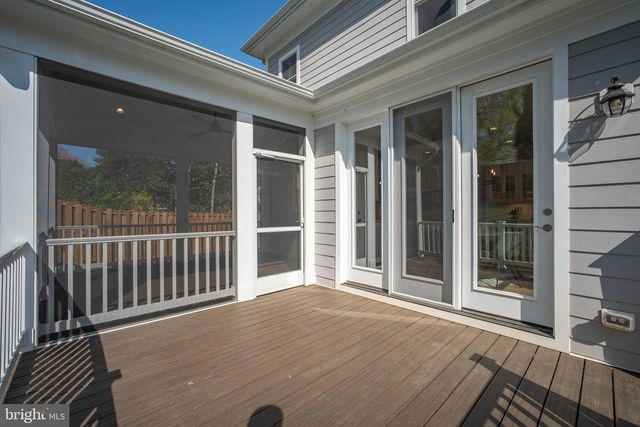 6203 MORI ST, Mclean, VA 22101