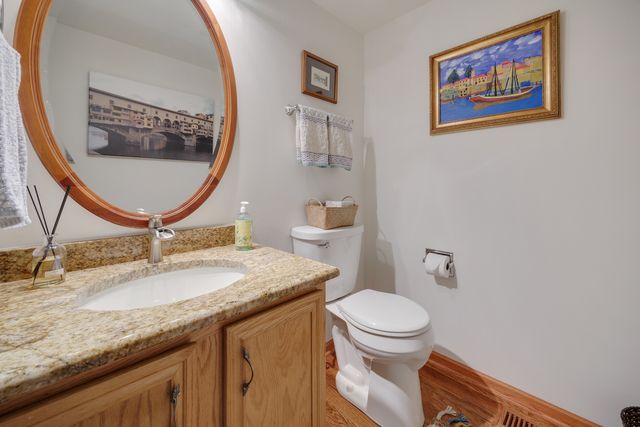 2426 Wild Cherry Court, Aurora, IL 60506