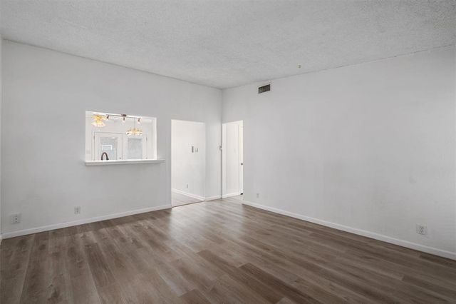 11908 Broad Oaks DR B, Austin, TX 78759