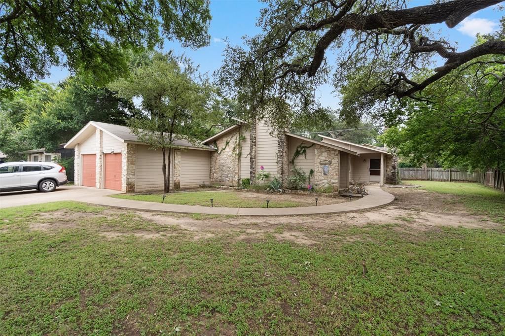 11908 Broad Oaks DR B, Austin, TX 78759