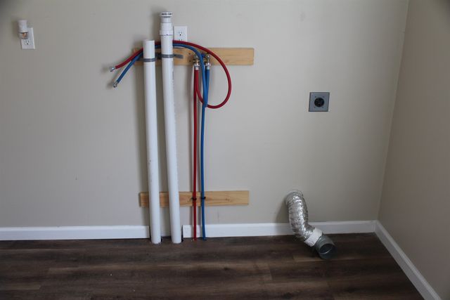 4234 US Route 5 S Highway, Barnet, VT 05821