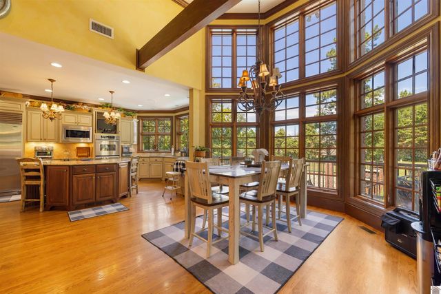 6 Highlands Drive, Paducah, KY 42001