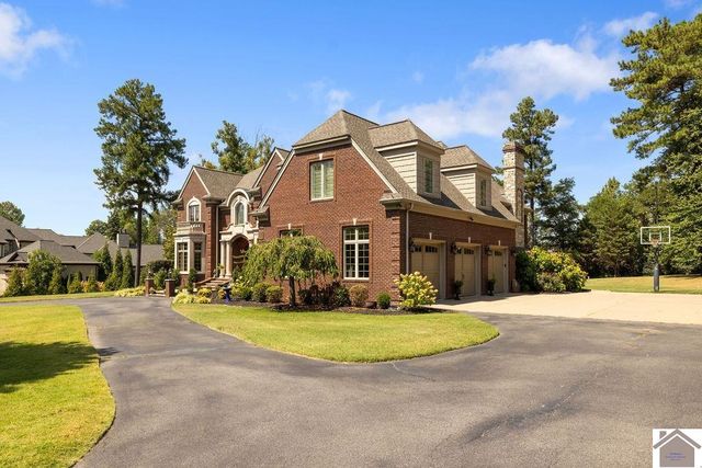 6 Highlands Drive, Paducah, KY 42001