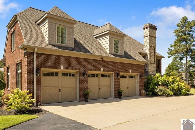 6 Highlands Drive, Paducah, KY 42001