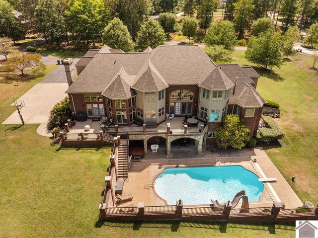 6 Highlands Drive, Paducah, KY 42001