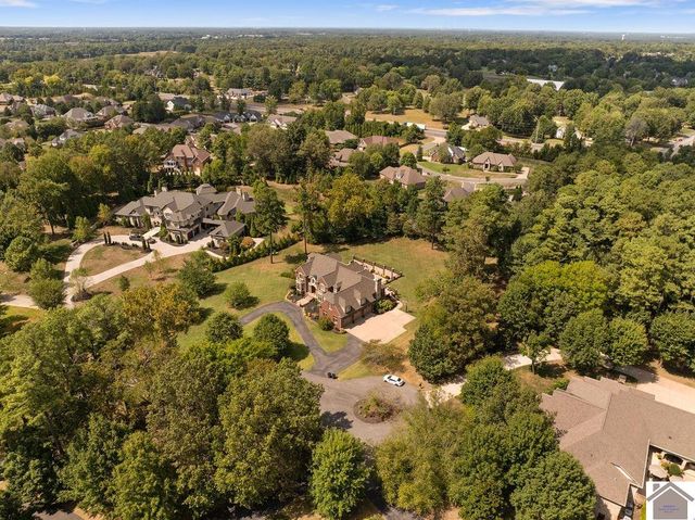 6 Highlands Drive, Paducah, KY 42001