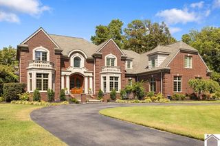 6 Highlands Drive, Paducah, KY 42001