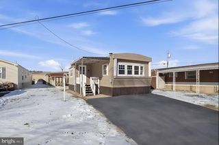 10 CARAVAN CT, Middletown, PA 17057