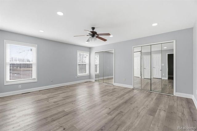 425 Lakes Edge Drive, Oxford, MI 48371