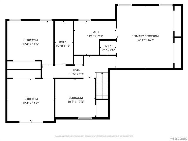 425 Lakes Edge Drive, Oxford, MI 48371