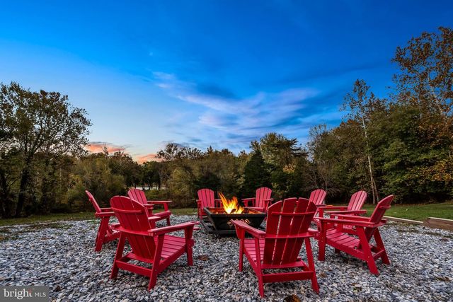 1355 WILT RD, Charles Town, WV 25414