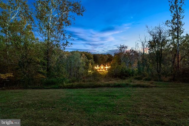 1355 WILT RD, Charles Town, WV 25414