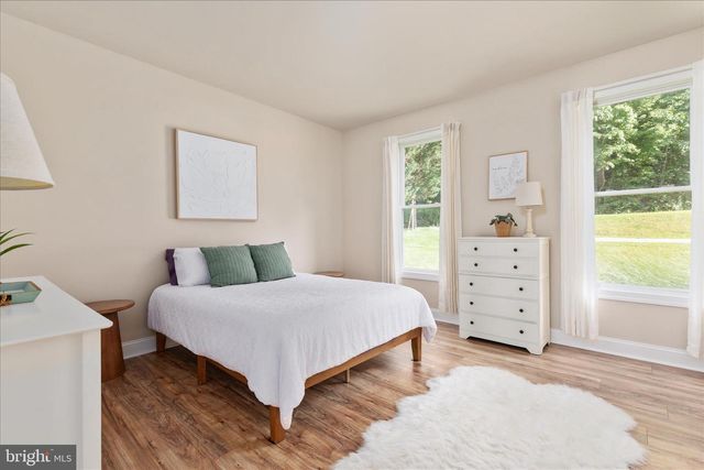 1355 WILT RD, Charles Town, WV 25414