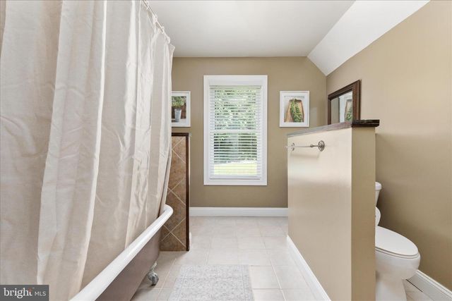 1355 WILT RD, Charles Town, WV 25414