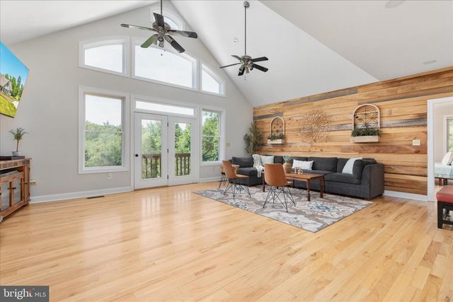 1355 WILT RD, Charles Town, WV 25414
