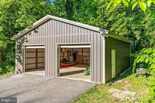 1355 WILT RD, Charles Town, WV 25414