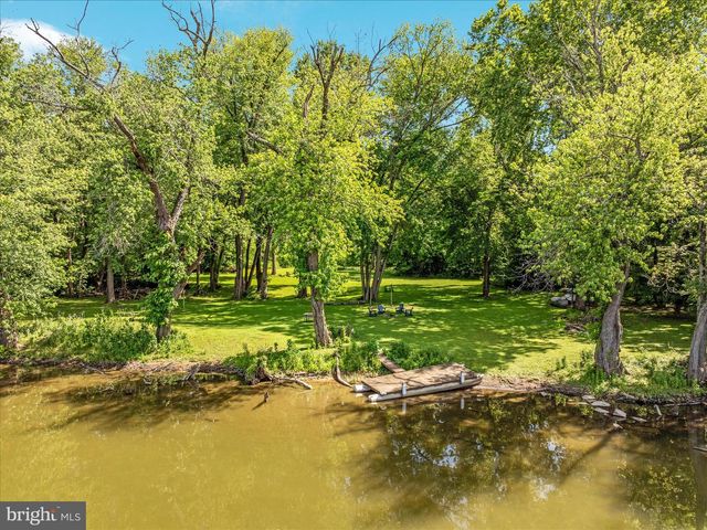 1355 WILT RD, Charles Town, WV 25414