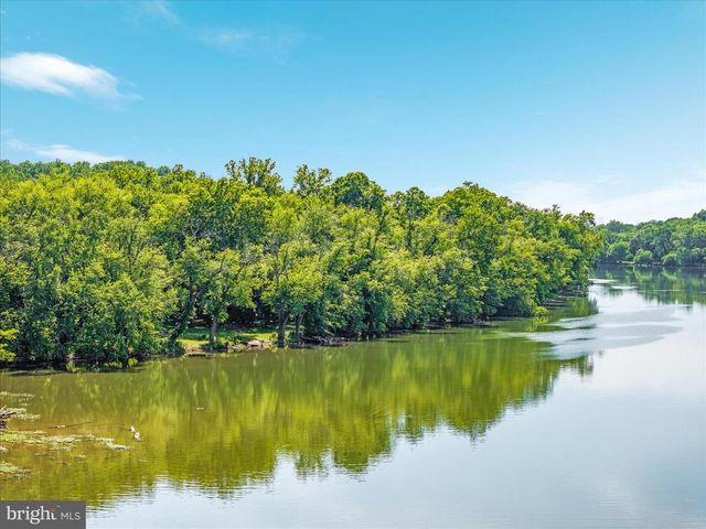 1355 WILT RD, Charles Town, WV 25414