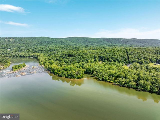 1355 WILT RD, Charles Town, WV 25414
