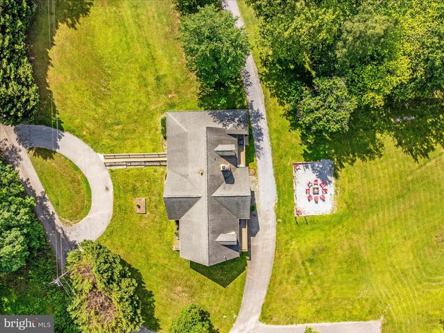 1355 WILT RD, Charles Town, WV 25414