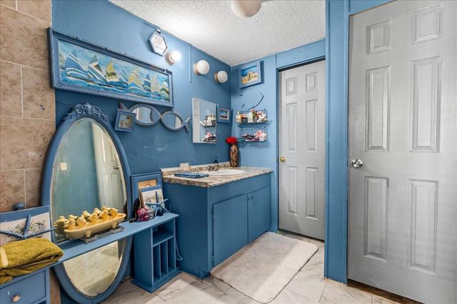 3629 County Road 870, Alvin, TX 77511