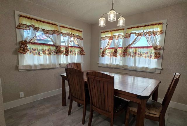 2441 Orchard Way, Klamath Falls, OR 97601