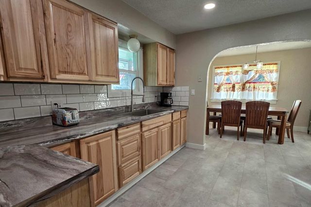 2441 Orchard Way, Klamath Falls, OR 97601