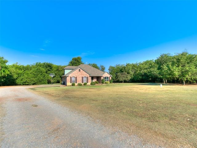 12374 Fairfield Road, Guthrie, OK 73044