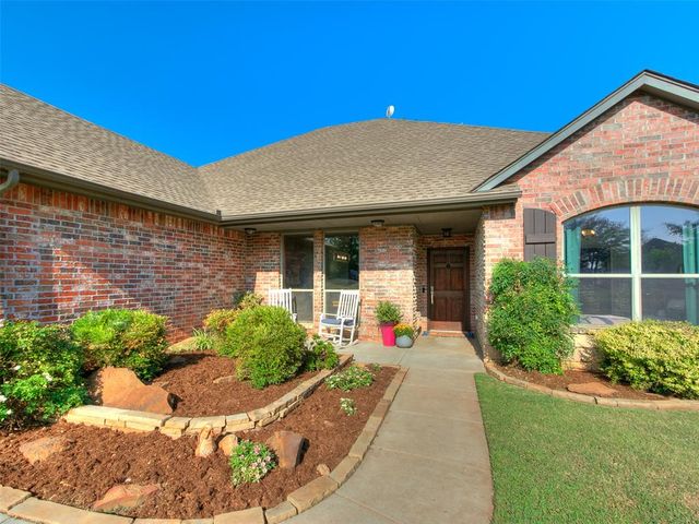 12374 Fairfield Road, Guthrie, OK 73044