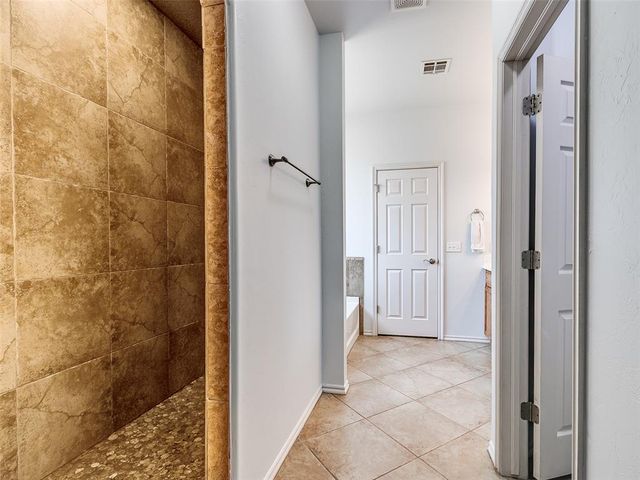 12374 Fairfield Road, Guthrie, OK 73044