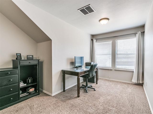 12374 Fairfield Road, Guthrie, OK 73044