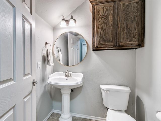 12374 Fairfield Road, Guthrie, OK 73044