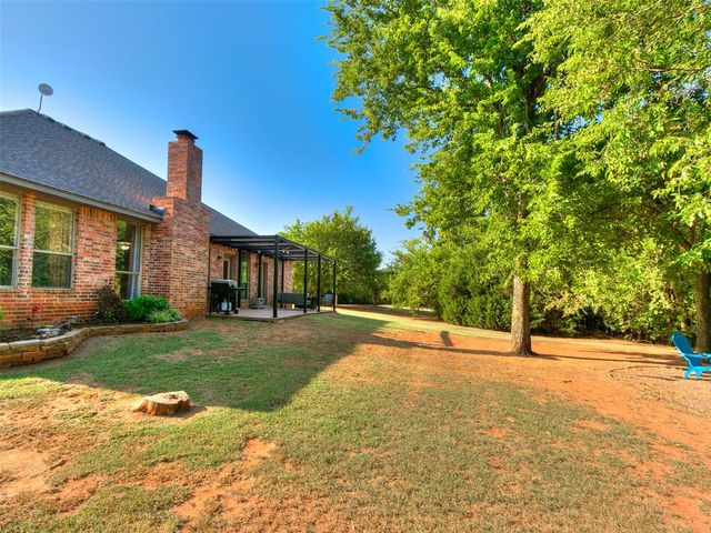 12374 Fairfield Road, Guthrie, OK 73044