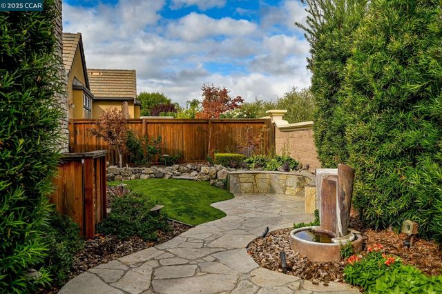 1639 Gamay Ln, Brentwood, CA 94513