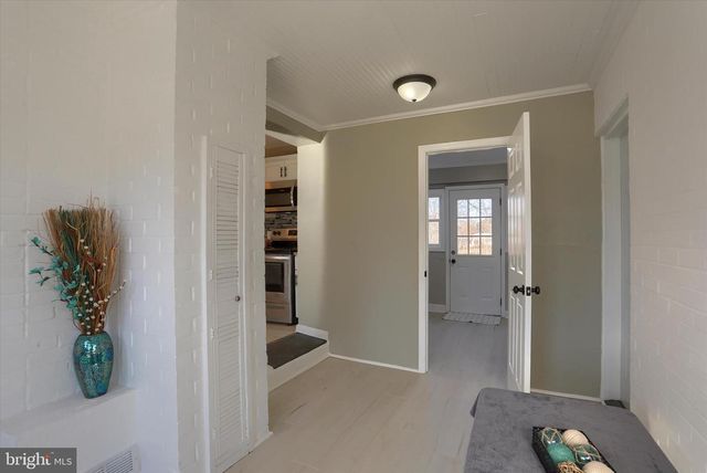 4571 S SALEM CHURCH RD, Dover, PA 17315