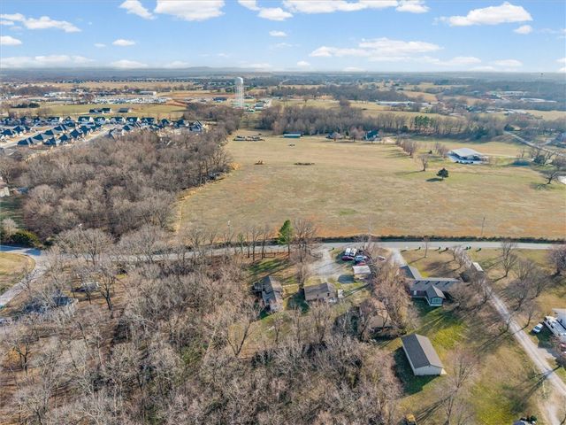 1546 Liberty Avenue, Springdale, AR 72762