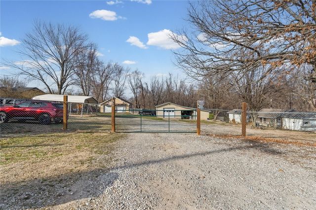 1546 Liberty Avenue, Springdale, AR 72762